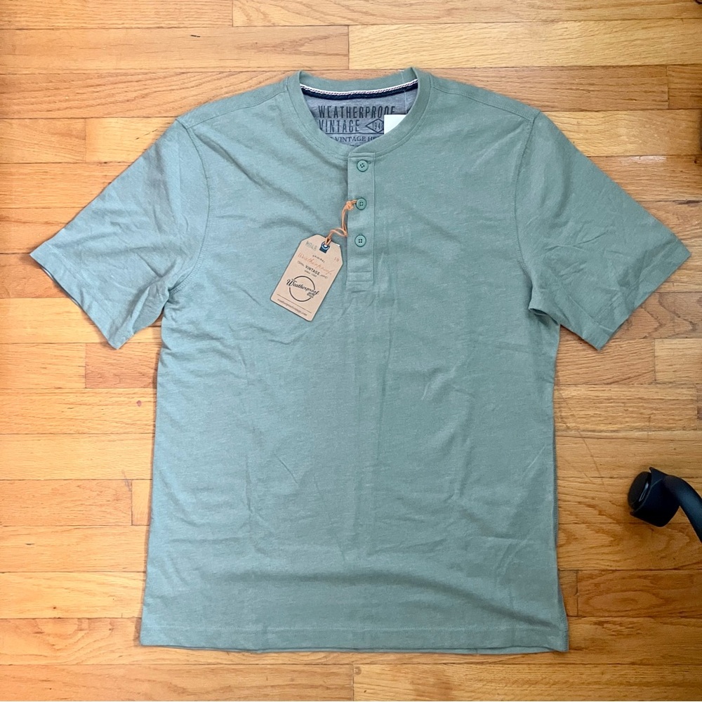Weatherproof Vintage Green Henley Short Sleeve Tee size Medium